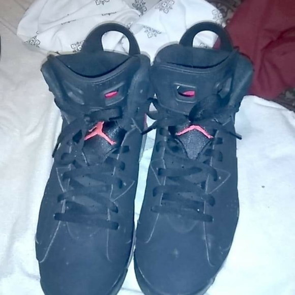 Retro Jordan 6's - Picture 3 of 4